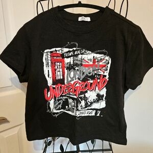 Graphic crop‎ top